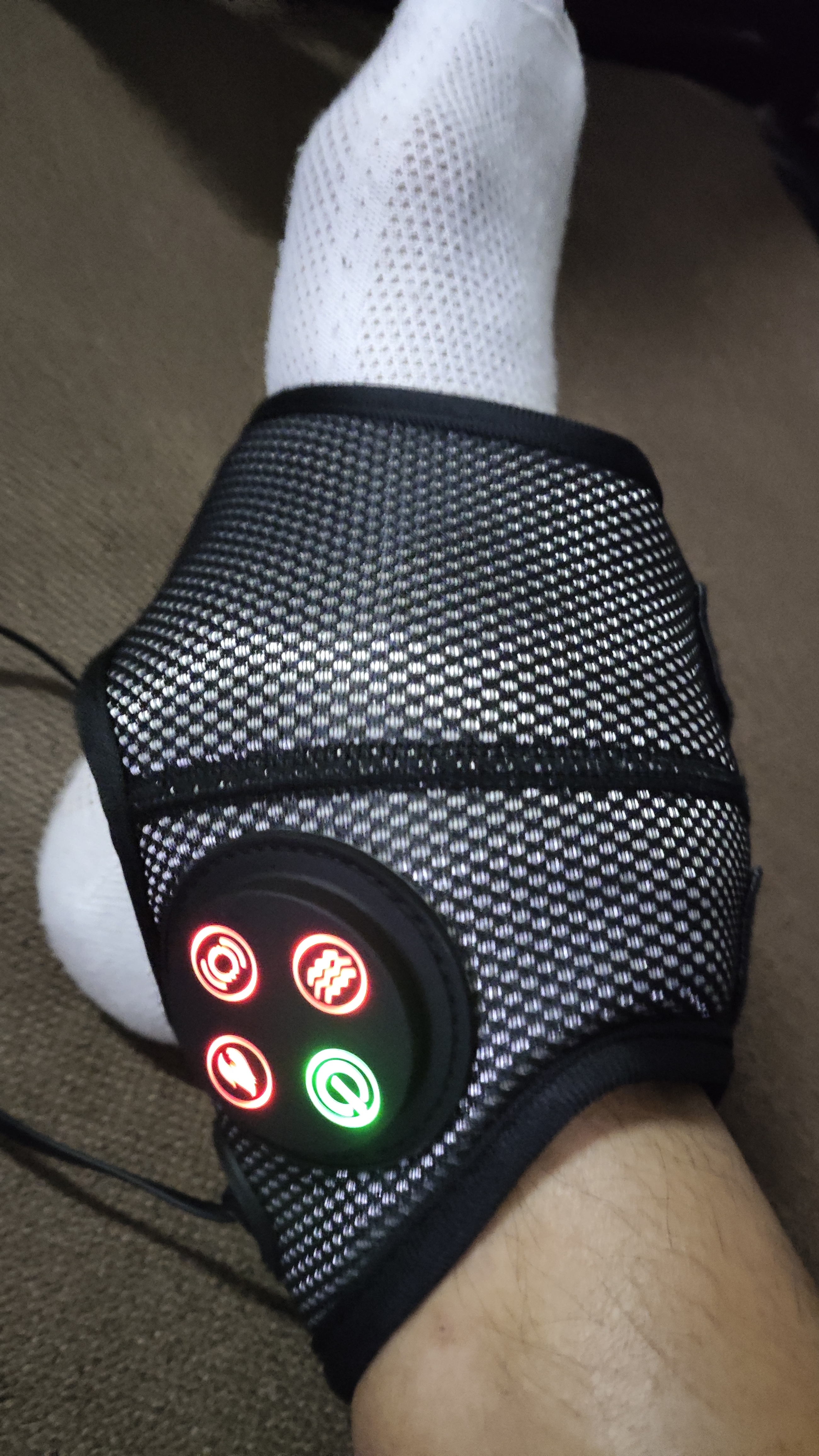 KLCOSY ankle massager suits various people